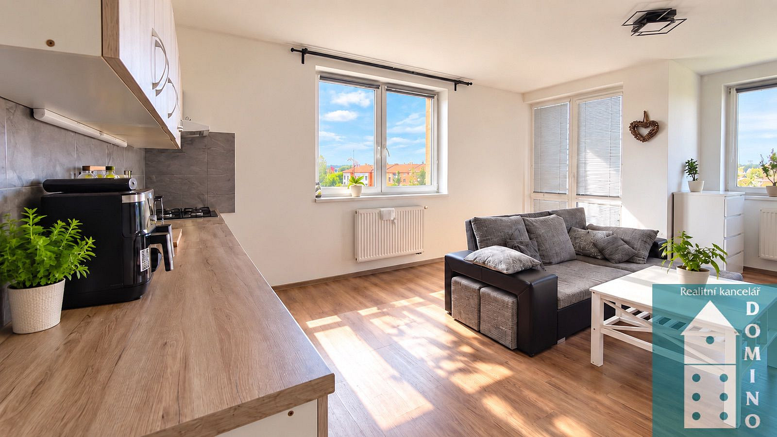 Pronájem bytu 2+kk 53 m² – fotografie 4