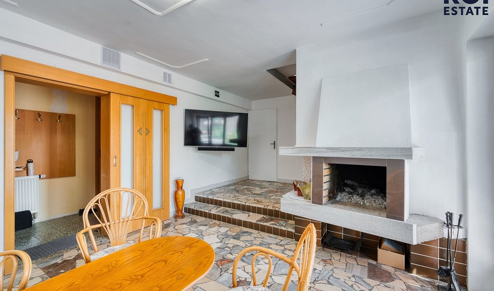 Prodej domu 194 m² s pozemkem 1 083 m², Omice – náhled fotky 15