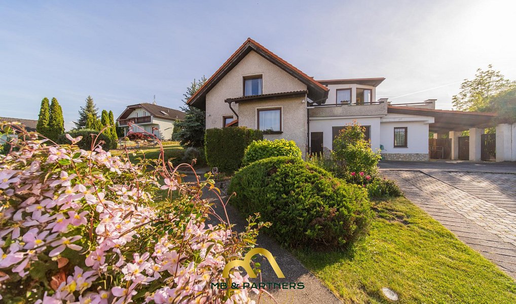 Prodej domu 232 m² s pozemkem 978 m², Zdice – náhled fotky 34