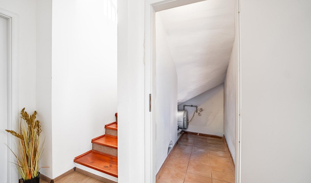 Prodej domu 165 m² s pozemkem 735 m², Tehov – náhled fotky 19
