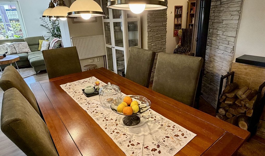 Prodej domu 214 m² s pozemkem 611 m², Stará Huť – náhled fotky 11