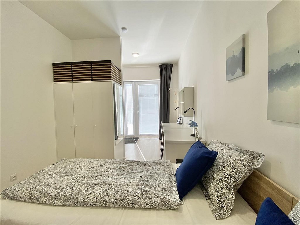 Pronájem bytu 1+kk 18 m² – pohled 3