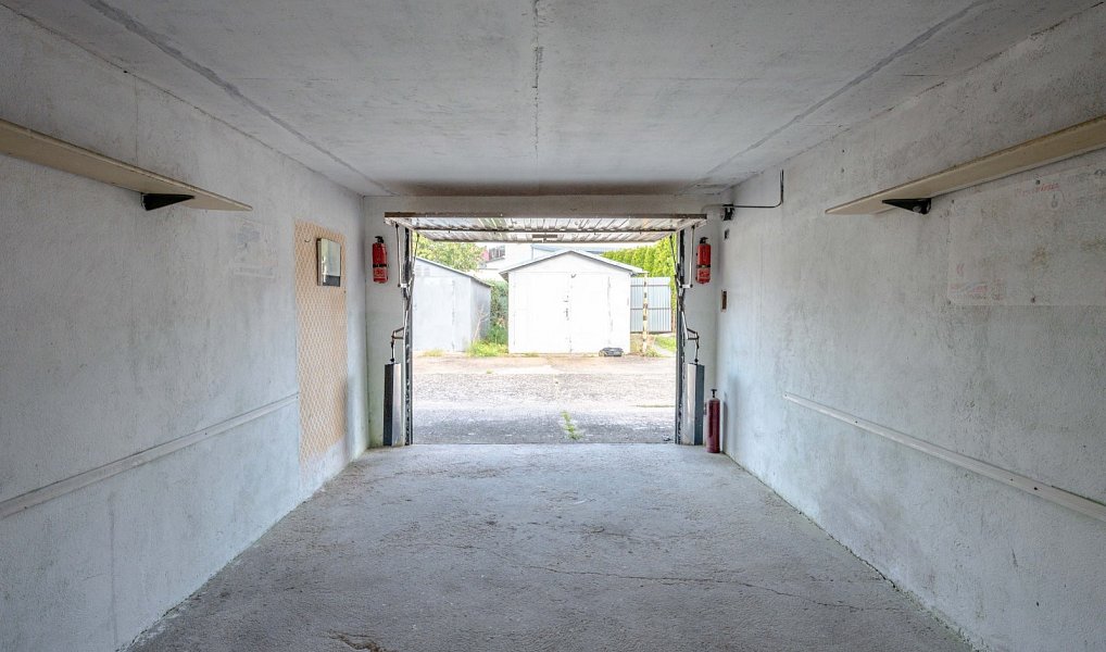 Prodej garáže - Pouchov, Hradec Králové – náhled fotky 4
