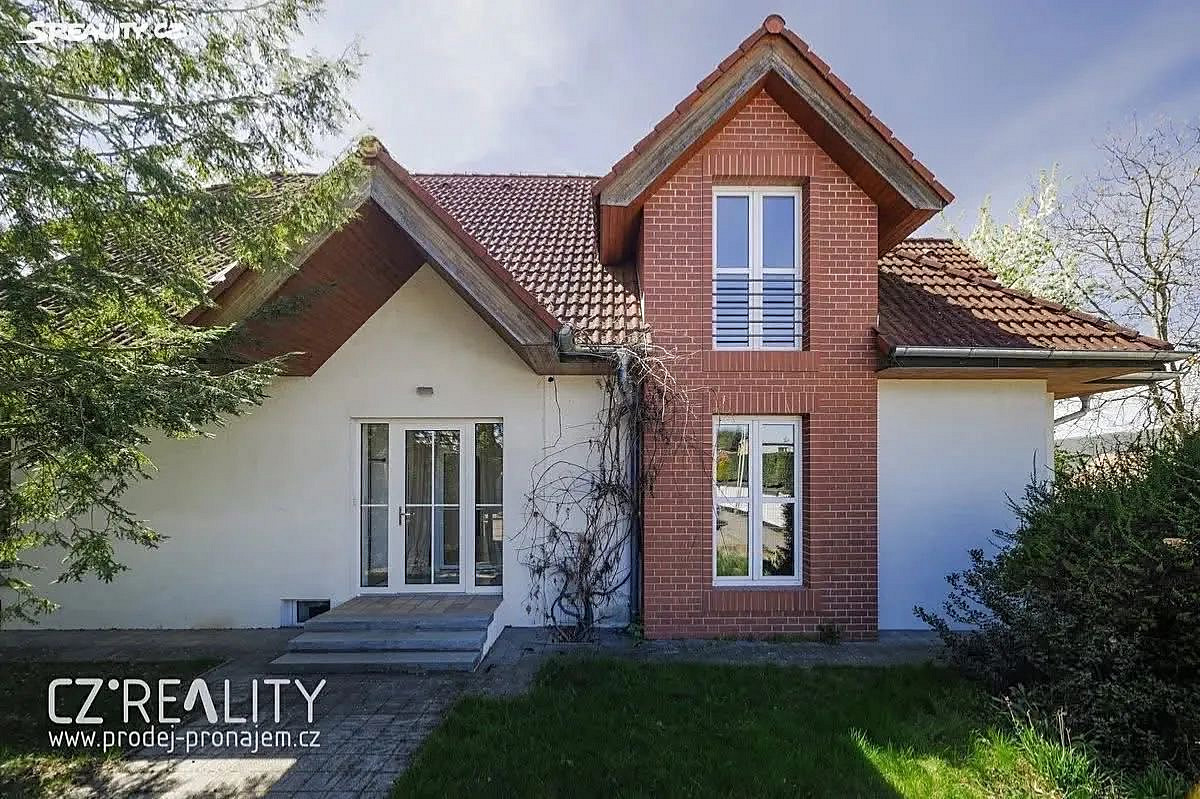 Prodej domu 300 m² s pozemkem 1 300 m² — photo 3