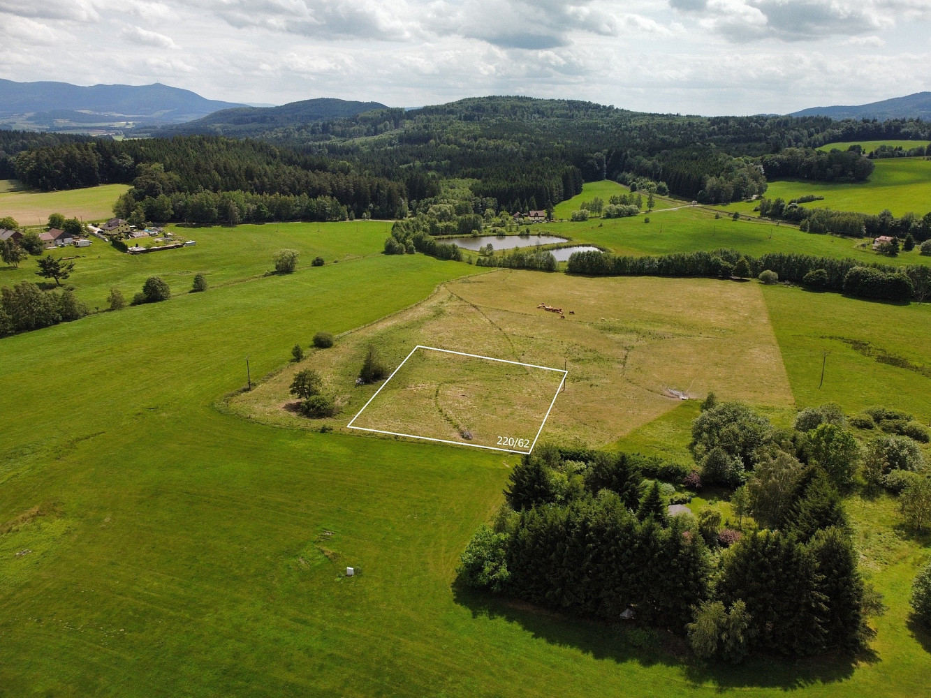 Prodej stavebního pozemku 2 459 m² – fotografie 3
