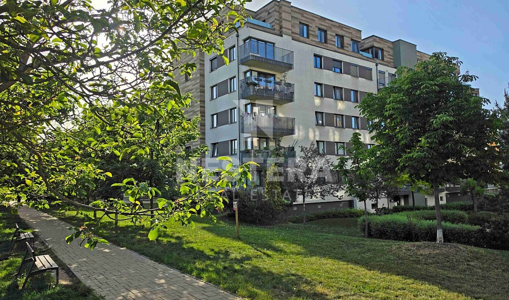 Prodej bytu 3+kk 83 m², Praha – náhled fotky 32