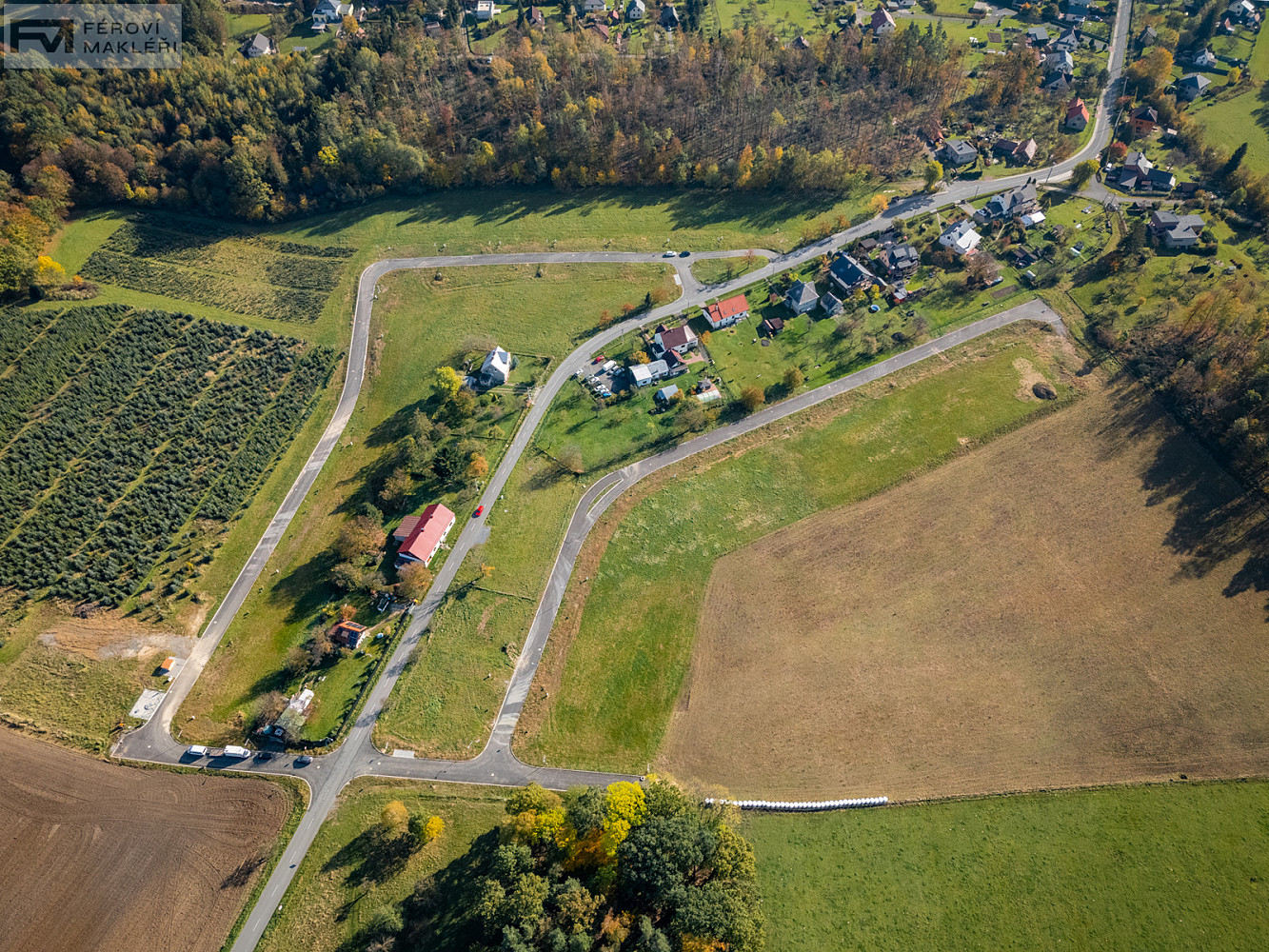 Prodej stavebního pozemku 1 082 m² – fotografie 2