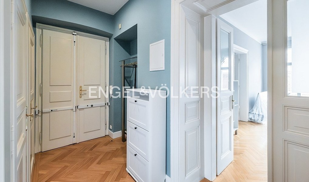 Pronájem bytu 2+1 72 m², Praha – náhled fotky 9