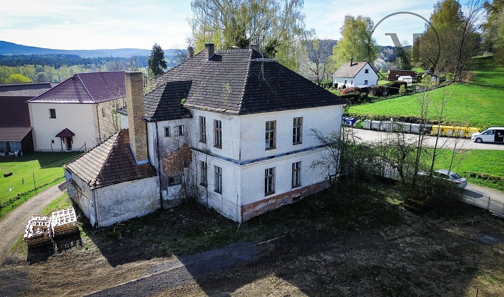 Prodej chaty/chalupy 617 m² s pozemkem 831 m², Benešov nad Černou – náhled fotky 24
