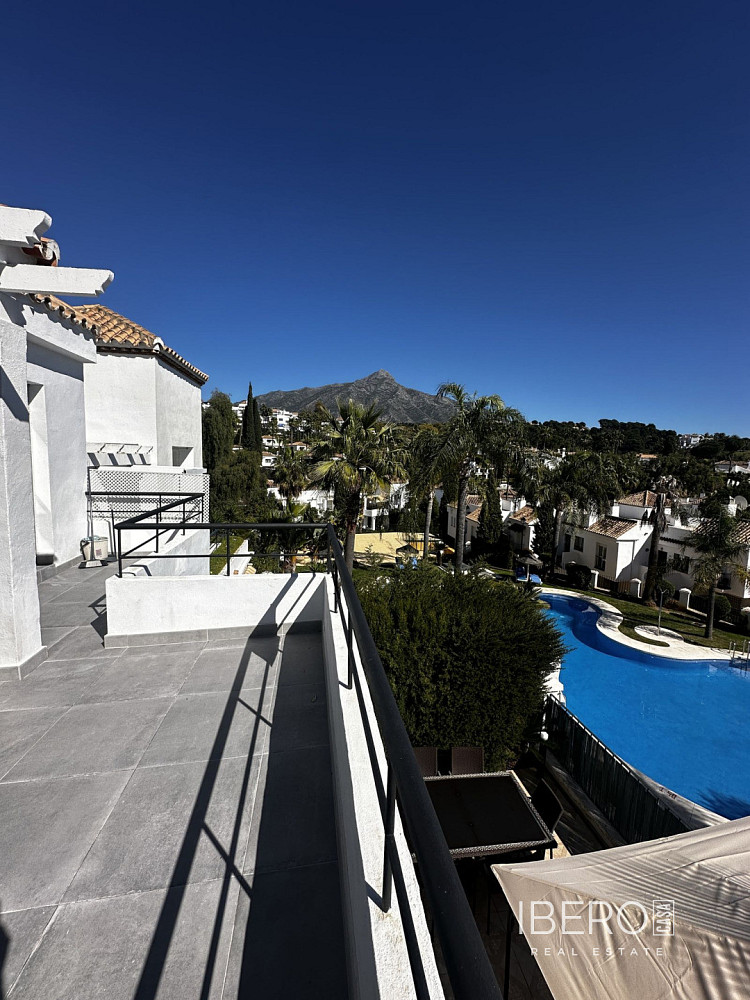 Piso 3+kk – Marbella, Nueva Andalucía