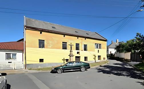 Prodej domu 386 m² s pozemkem 1 067 m², Helštýn, Buchlovice, okres Uherské Hradiště