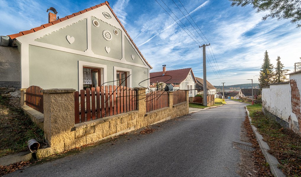 Prodej ubytovacího objektu 208 m², Dráchov – náhled fotky 17