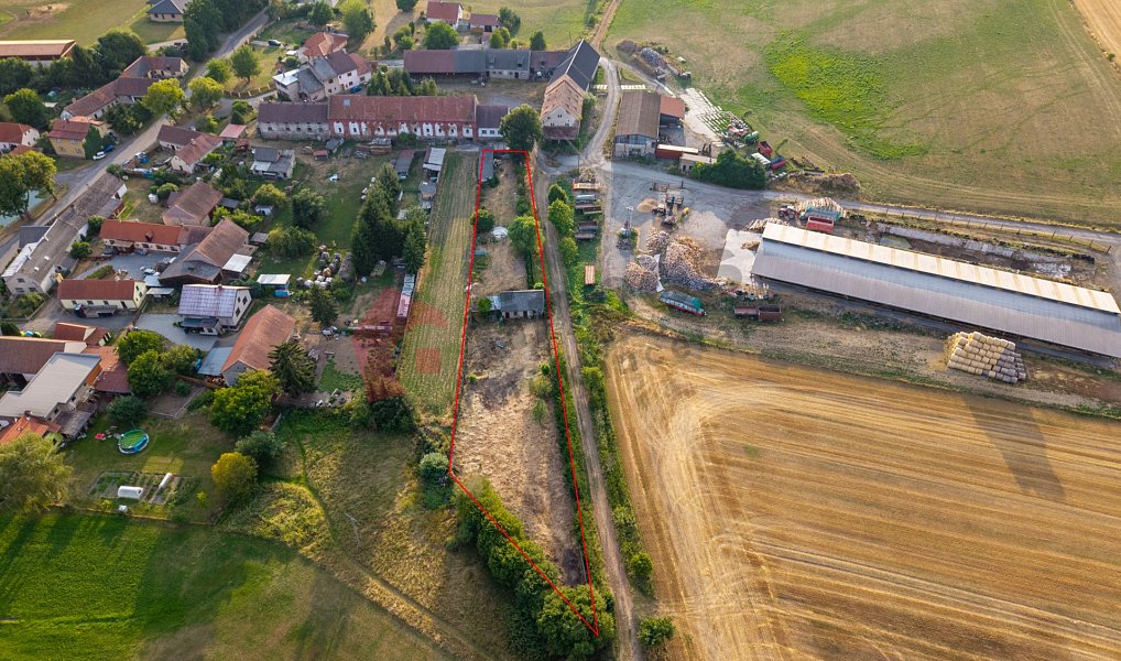 Prodej stavebního pozemku 2 567 m², Březnice – náhled fotky 4