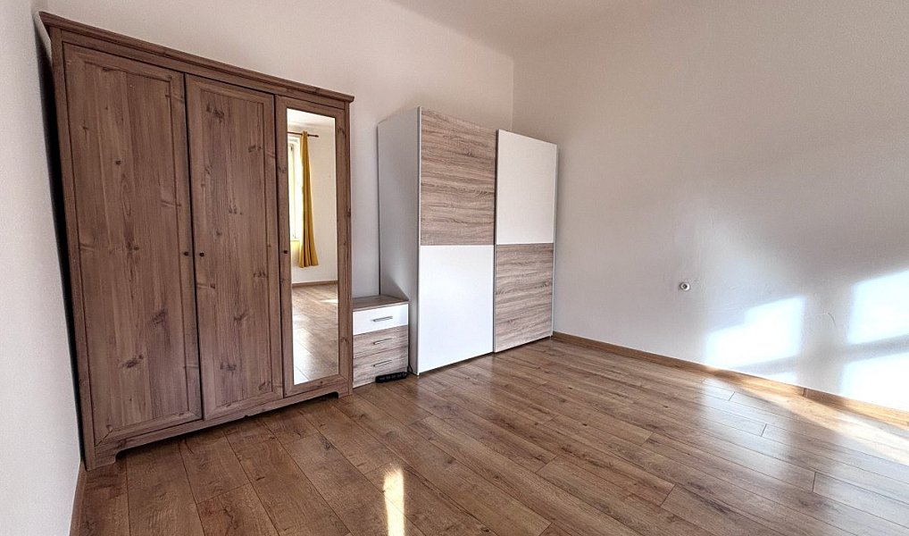 Pronájem bytu 2+1 81 m², Plzeň – náhled fotky 11
