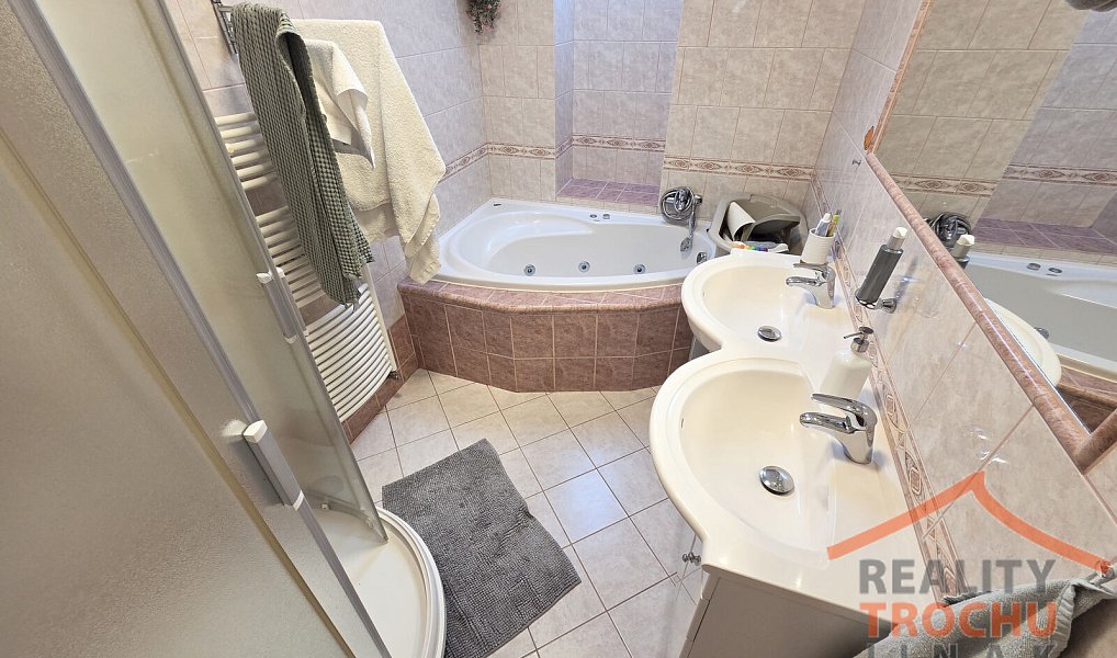 Prodej domu 156 m² s pozemkem 327 m², Mikulovice – náhled fotky 11