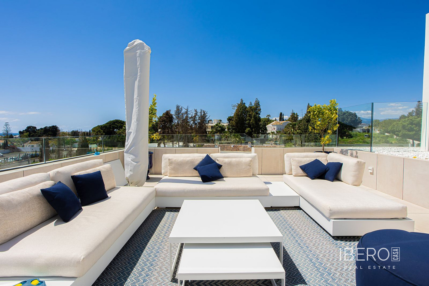 Piso 4+kk – Marbella, Nueva Andalucía - Más