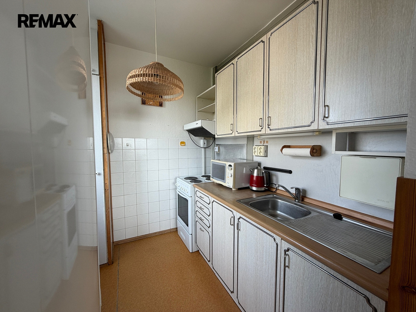 Pronájem bytu 2+kk 42 m² – pohled 2