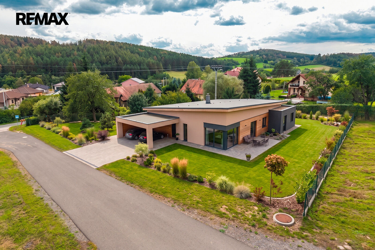 Prodej stavebního pozemku 1 183 m² – fotografie 3