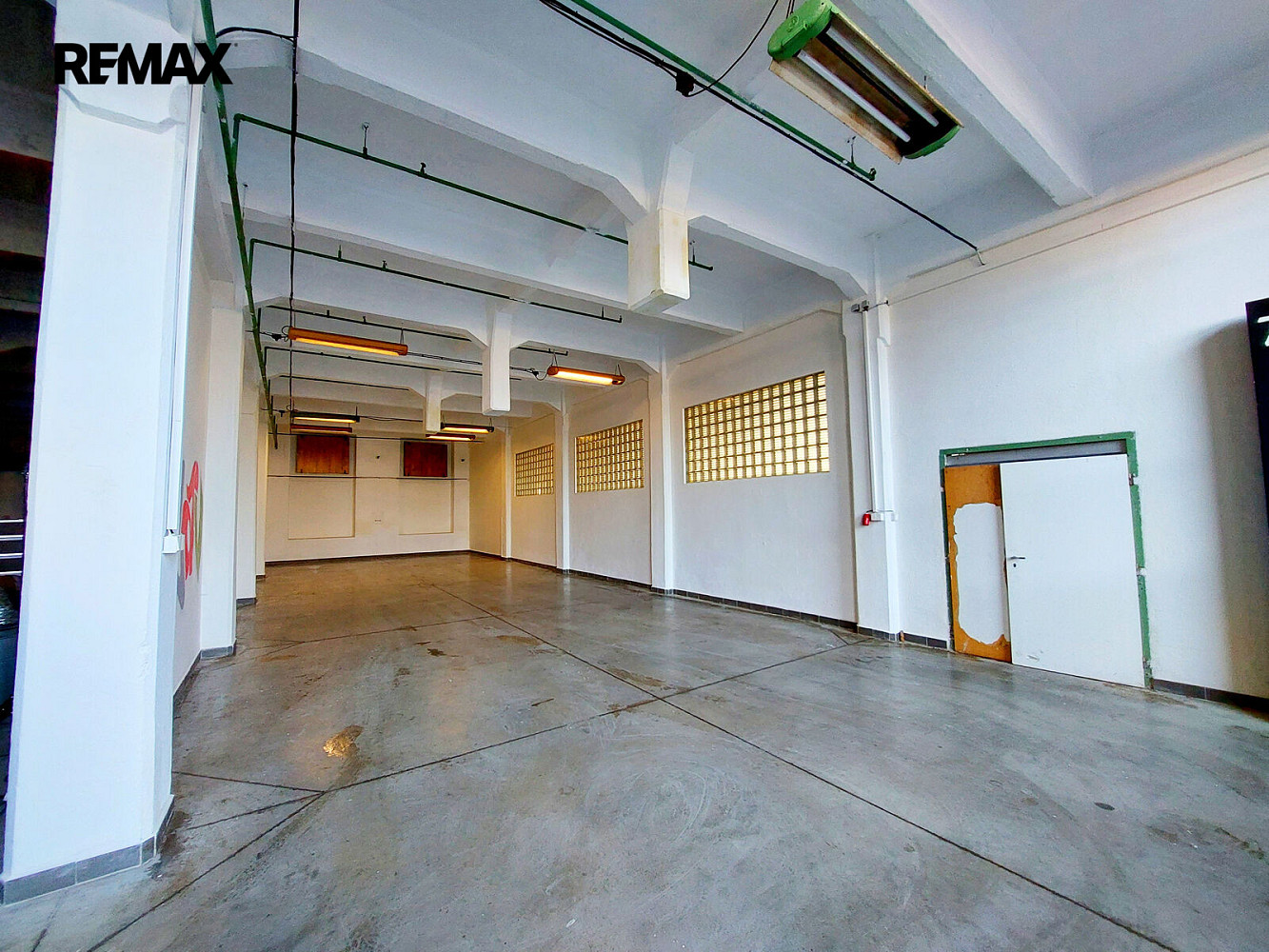 Pronájem skladovacích prostor 115 m² – fotografie 3