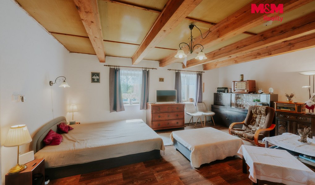 Prodej domu 250 m² s pozemkem 875 m², Kadov – náhled fotky 20