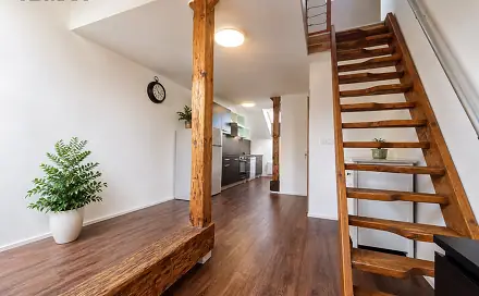 Pronájem bytu 1+1 54 m², Křesomyslova, Praha 4 - Nusle