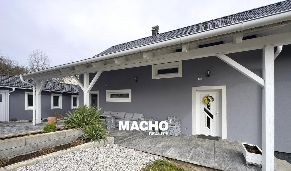 Prodej domu 220 m² s pozemkem 2 014 m², Soběslav – náhled fotky 17