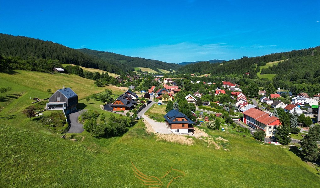 Prodej stavebního pozemku 1 951 m², Velké Karlovice – náhled fotky 6