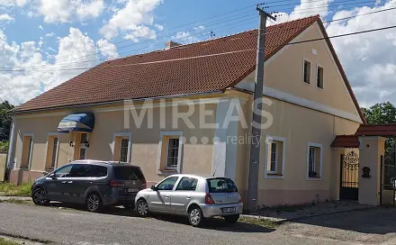Pronájem bytu 1+kk 39 m², Spojovací, Písková Lhota, okres Nymburk