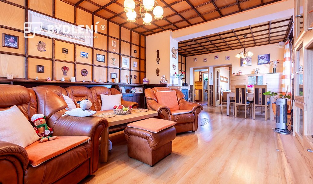 Prodej domu 318 m² s pozemkem 791 m², Krupka – náhled fotky 20