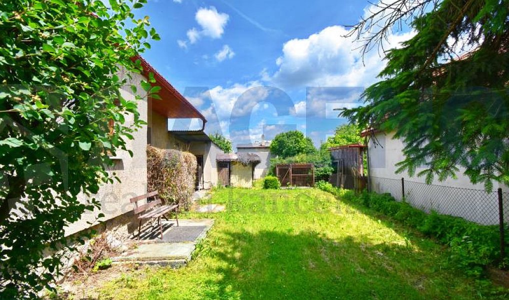 Prodej domu 415 m² s pozemkem 981 m², Semanín – náhled fotky 24