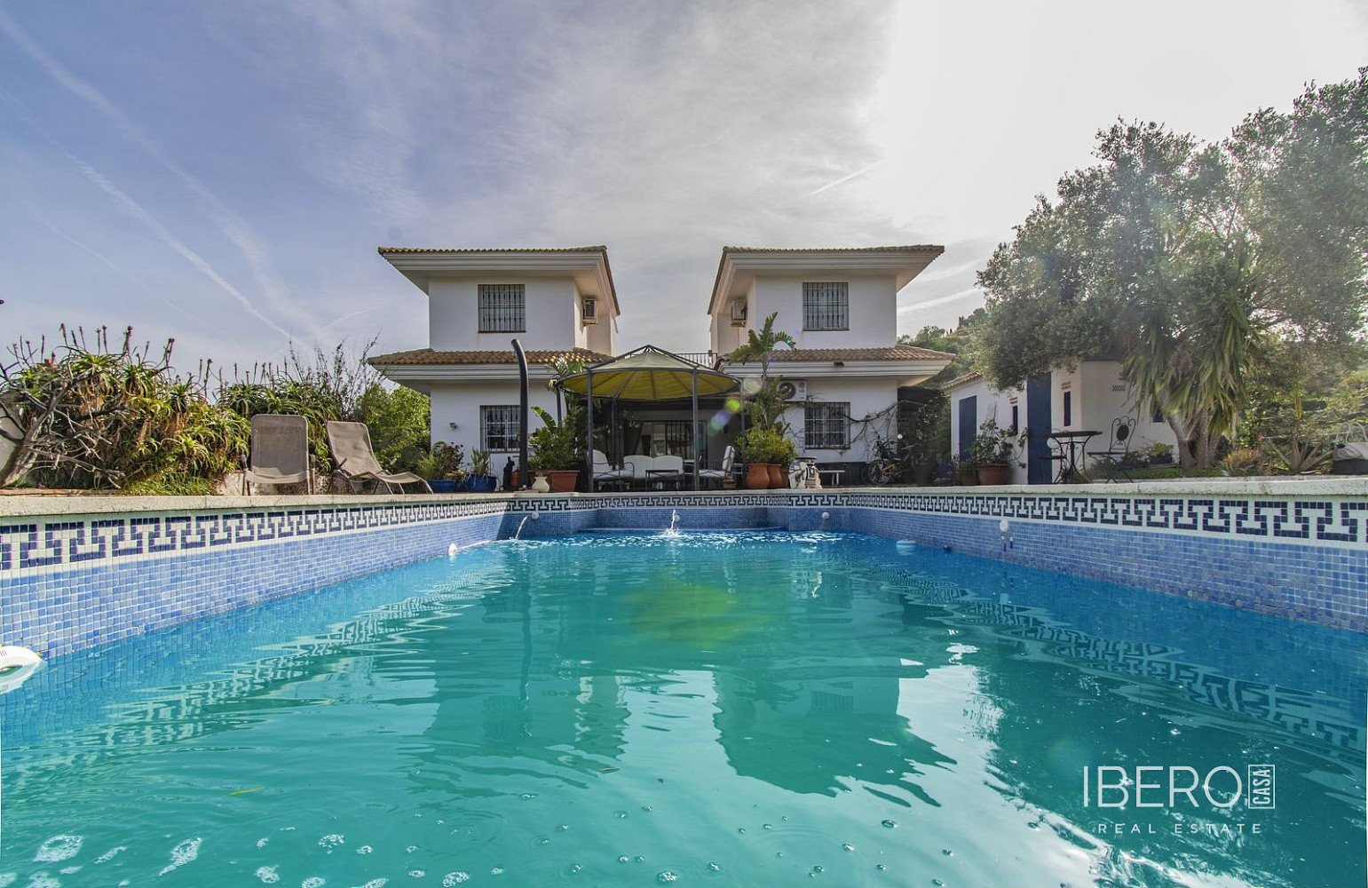 Prodej domu 225 m² s pozemkem 4 951 m²