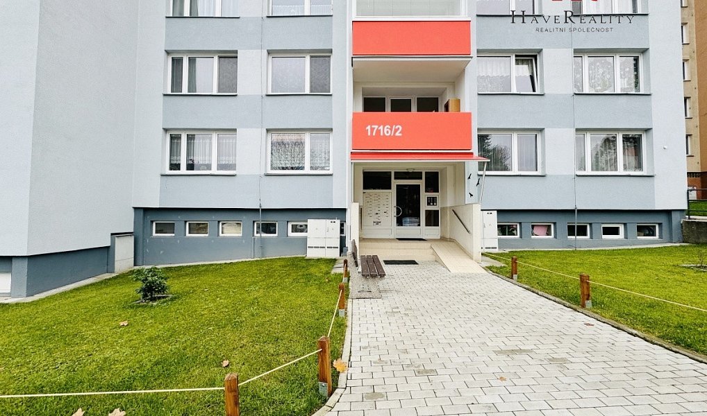 Pronájem bytu 1+1 46 m², Benešov – náhled fotky 12