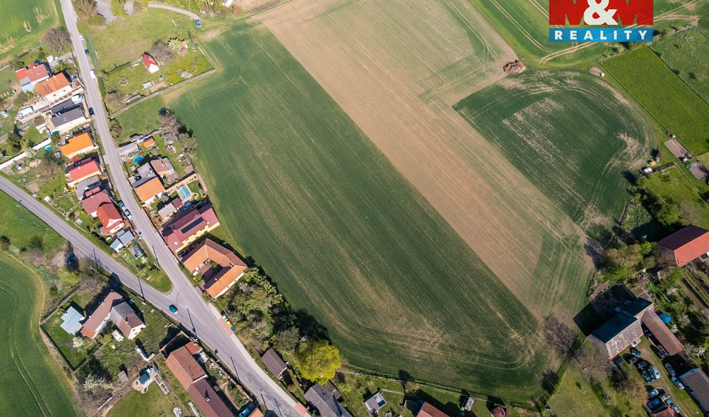 Prodej stavebního pozemku 25 961 m², Chlustina – náhled fotky 7