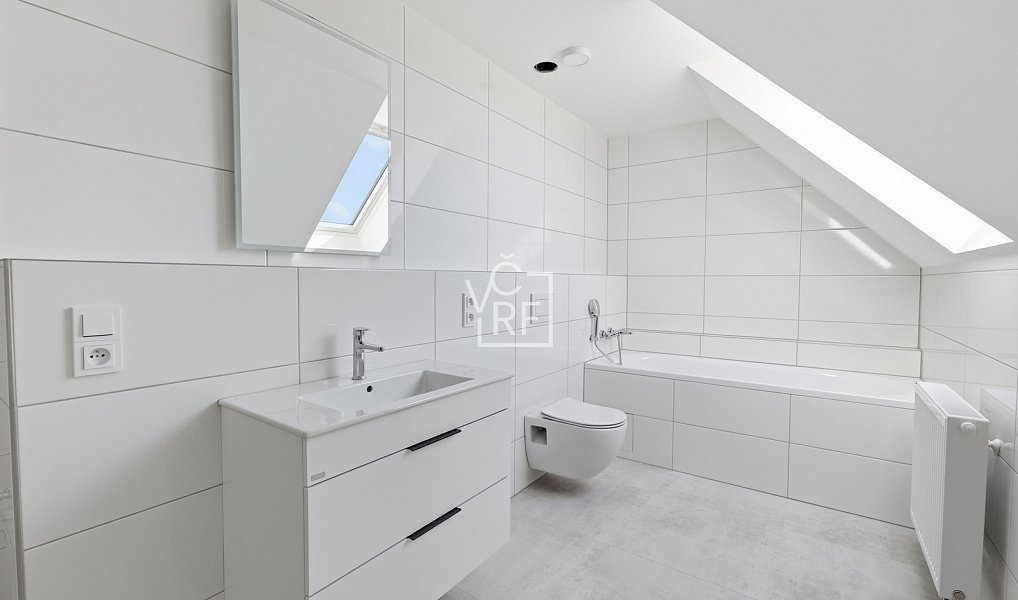 Pronájem domu 148 m² s pozemkem 255 m², Chlumec nad Cidlinou – náhled fotky 12