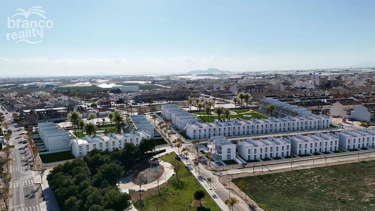 Prodej domu 66 m² s pozemkem 500 m² – pohled 2