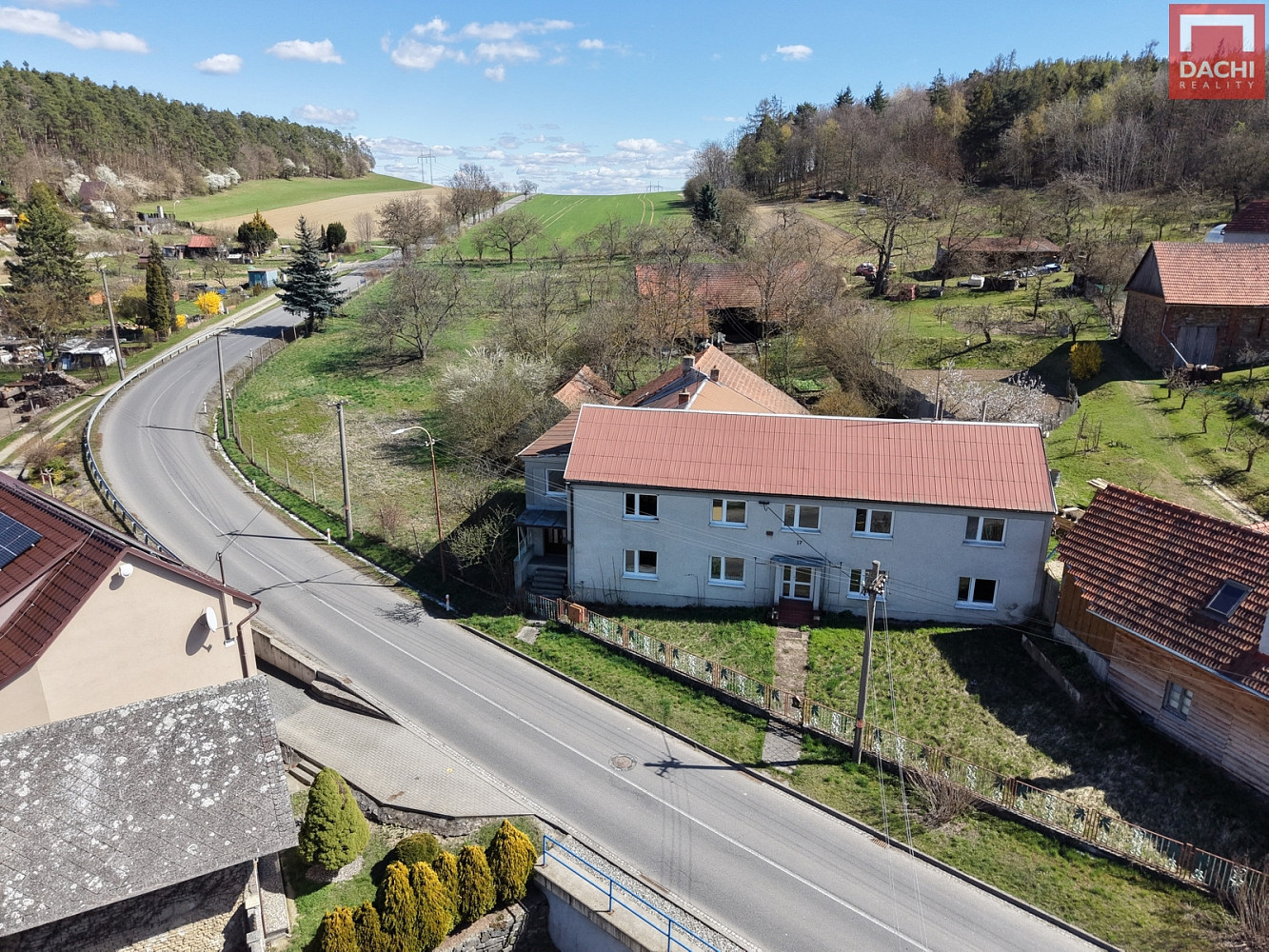 Prodej domu 373 m² s pozemkem 5 641 m²