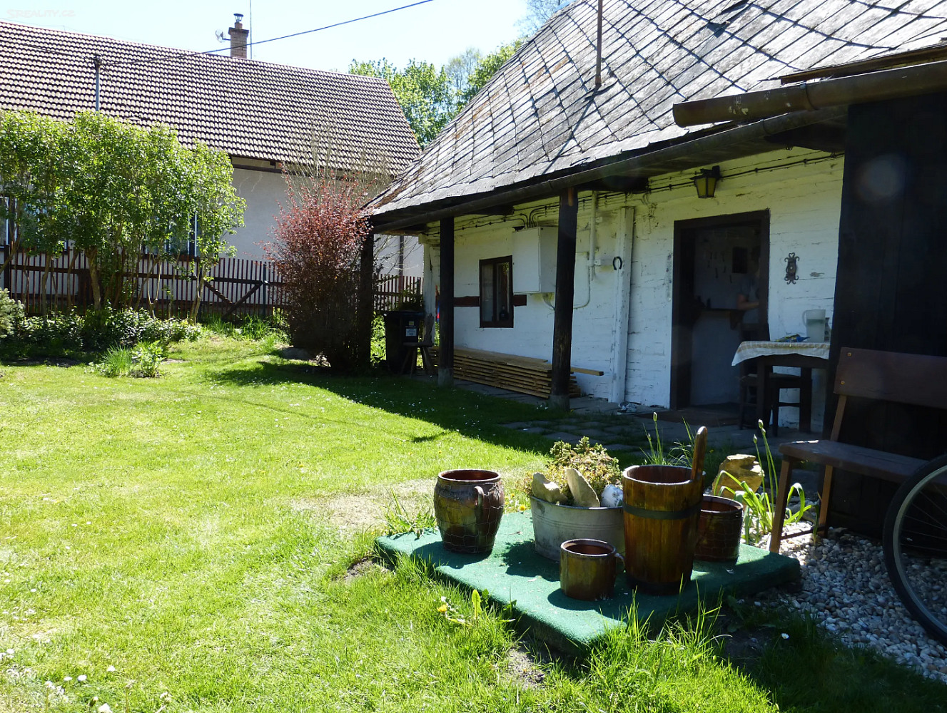 Prodej chalupy 100 m² s pozemkem 1 557 m² — photo 2