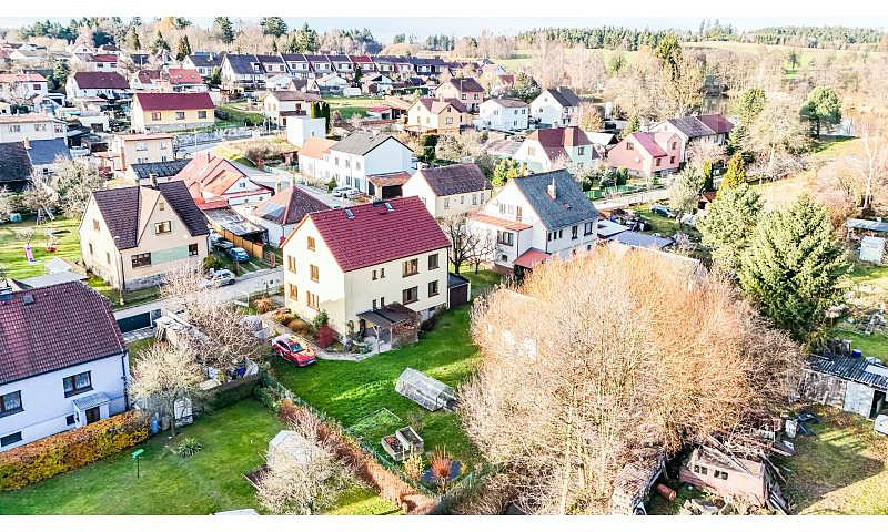 Prodej domu 220 m² s pozemkem 815 m²