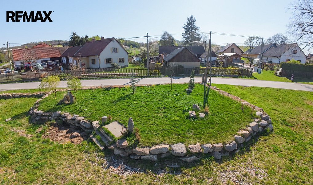 Prodej stavebního pozemku 2 006 m², Sedlec-Prčice – náhled fotky 11