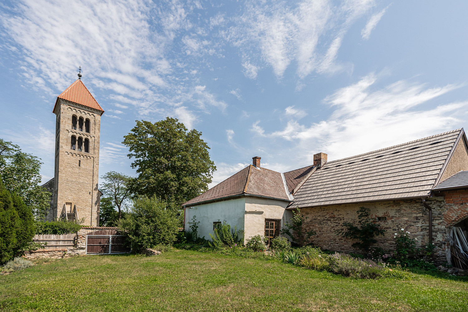 Prodej domu 215 m² s pozemkem 1 640 m² – fotografie 4
