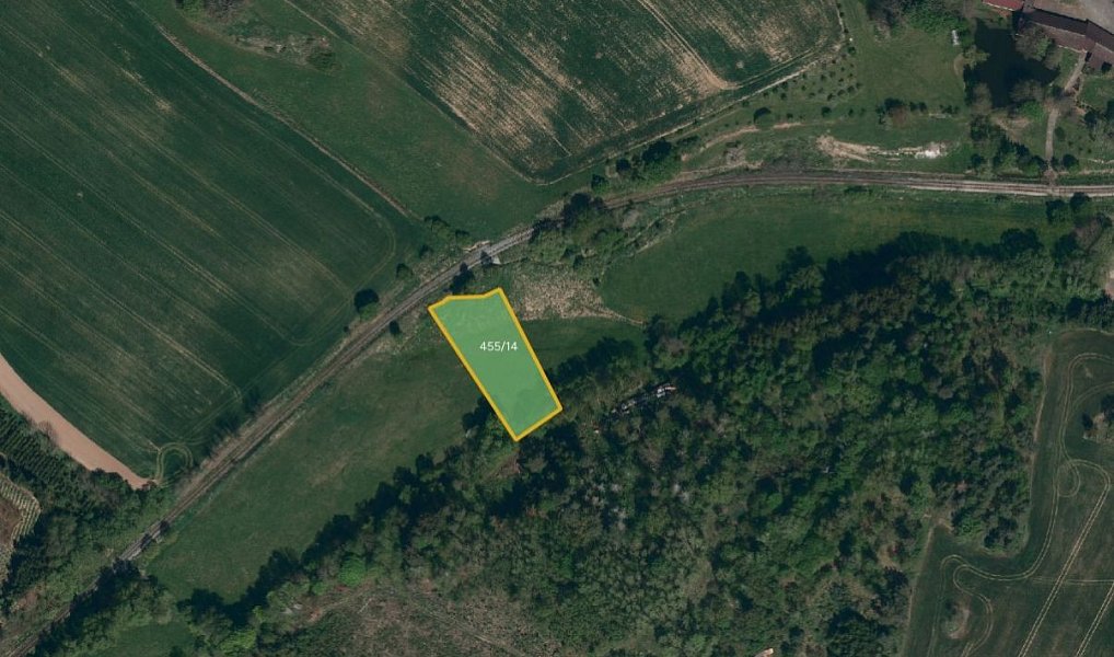 Prodej pole 30 363 m², Oslavička – náhled fotky 3