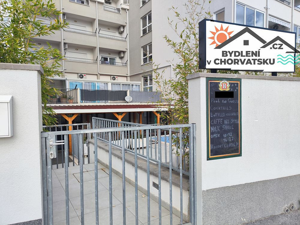 Prodej komerčního objektu (jiného typu) 225 m²