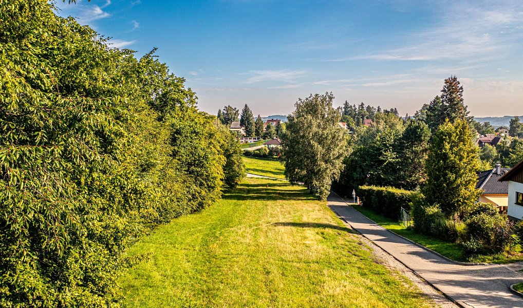 Prodej stavebního pozemku 1 062 m², Kamenice – náhled fotky 10