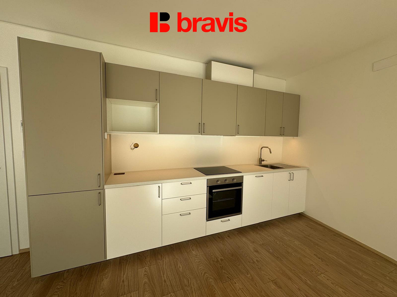 Pronájem bytu 2+kk 47 m² – fotografie 4