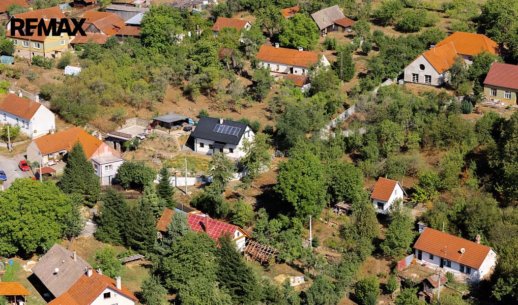 Prodej stavebního pozemku 692 m², Přibyslavice – náhled fotky 3
