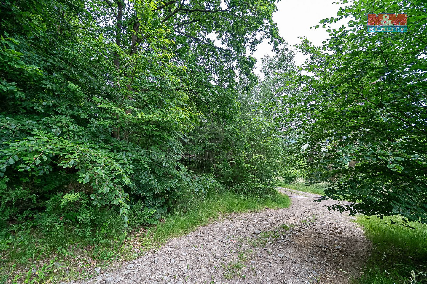 Prodej stavebního pozemku 439 m² – fotografie 3