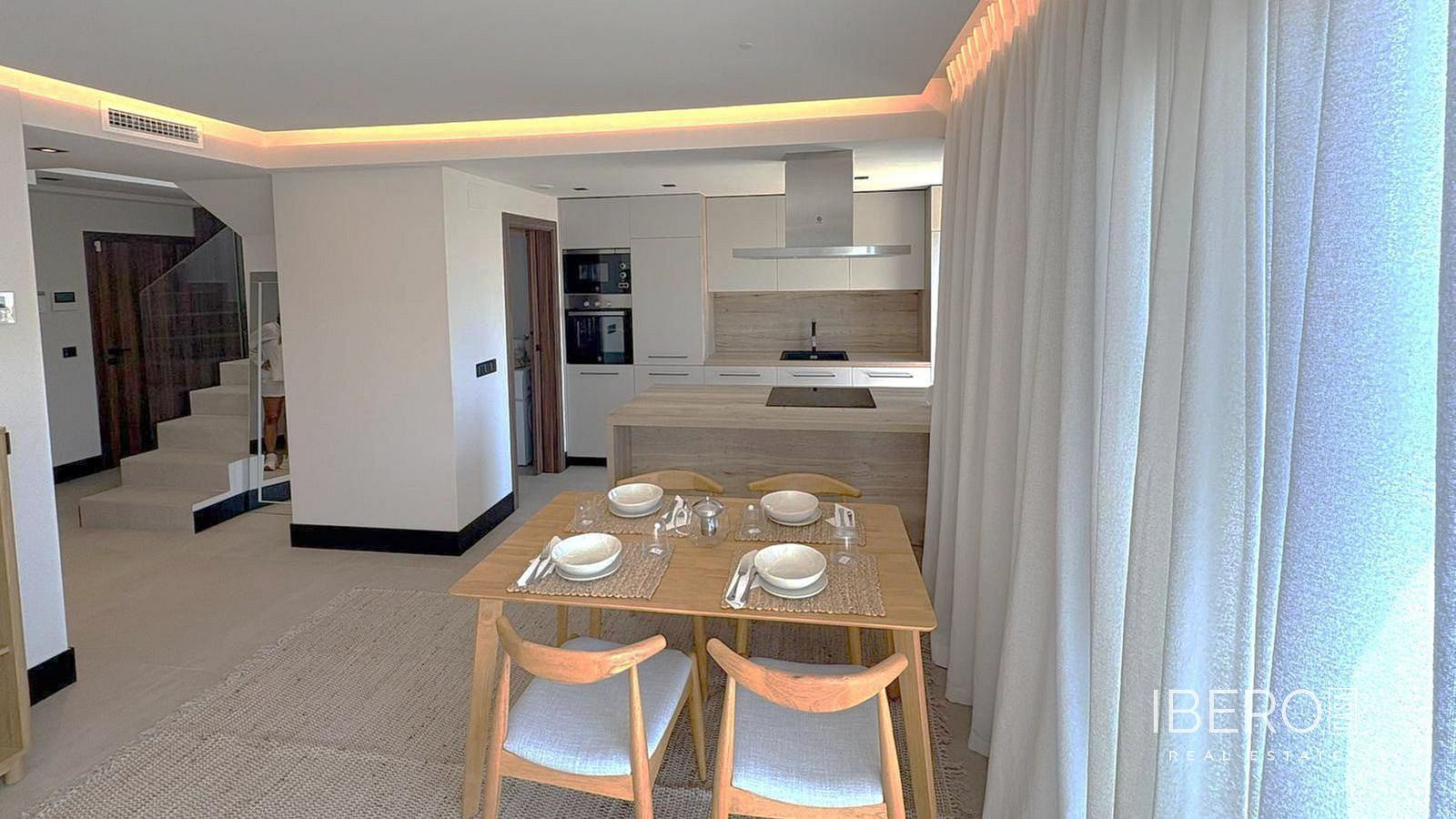 Piso 4+kk – Marbella, Nueva Andalucía - Vista 3