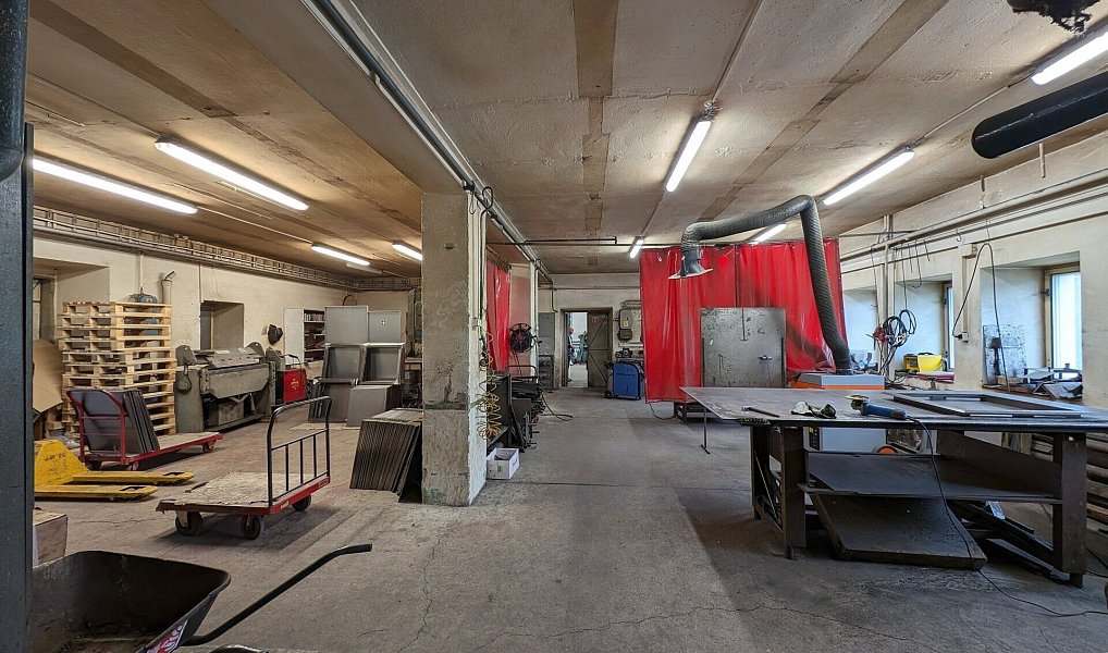 Prodej výrobních prostor 1 300 m², Chotyně – náhled fotky 2