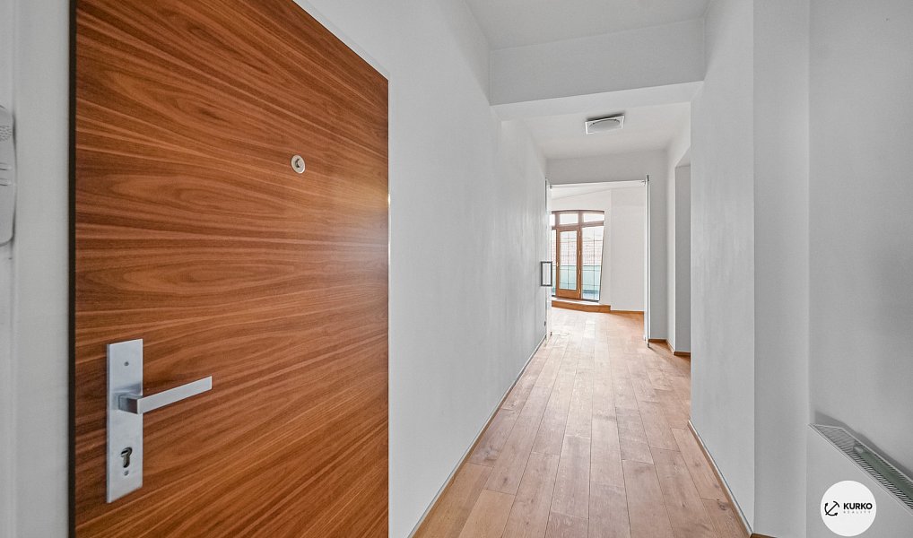Prodej obchodních prostor 1 670 m², Opava – náhled fotky 19