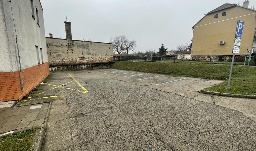 Pronájem skladovacích prostor 500 m², Miroslav – náhled fotky 19